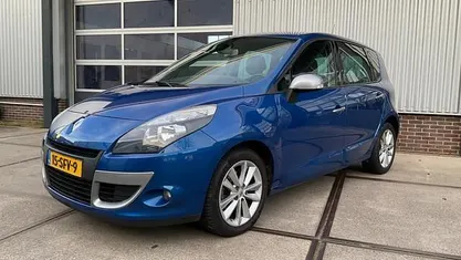 Gebruikt 2011 Renault Scénic III MPV | € 3.950 (Eerlijke prijs)