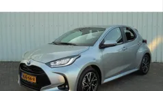 Grijs Gebruikt 2024 Toyota Yaris Hybrid Hatchback | € 24.444 (Eerlijke prijs)