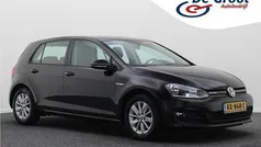 Zwart Gebruikt 2016 VW Golf VII Edition Hatchback | € 10.950 (Eerlijke prijs)