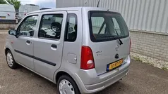 Gebruikt 2005 Opel Agila Hatchback | € 1.400 (Eerlijke prijs)