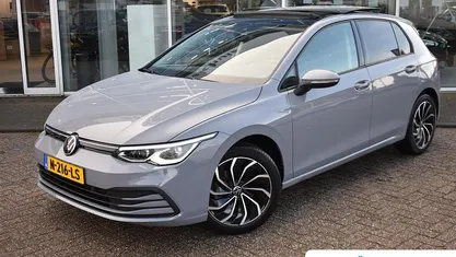Grijs Occasion 2021 VW Golf VII Style Hatchback | € 23.795 (Eerlijke prijs)