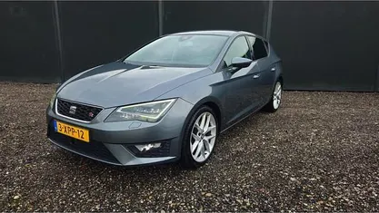 Grijs (metallic) Gebruikt 2014 Seat Leon FR Hatchback | € 6.950 (Eerlijke prijs)