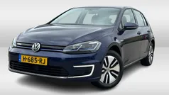 Blauw Gebruikt 2020 VW e-Golf Hatchback | € 13.950 (Eerlijke prijs)