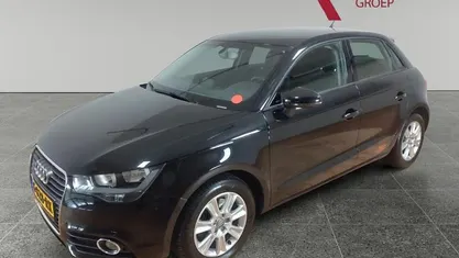 Zwart Gebruikt 2013 Audi A1 Attraction Hatchback | € 9.945 (Eerlijke prijs)
