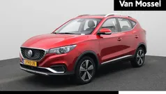 Gebruikt 2020 MG ZS Luxury Sedan | € 14.900 (Eerlijke prijs)