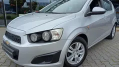 Grijs Gebruikt 2013 Chevrolet Aveo LT Hatchback | € 2.950 (Eerlijke prijs)