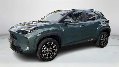 Groen Nieuw 2025 Toyota Yaris Cross Comfort SUV | € 34.949 (Eerlijke prijs)