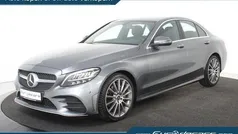 Grijs, metallic lak Gebruikt 2019 Mercedes C180 AMG line Sedan | € 28.500 (Eerlijke prijs)