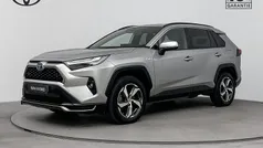 Gebruikt 2022 Toyota RAV4 Hybrid Limited SUV | € 41.800 (Eerlijke prijs)