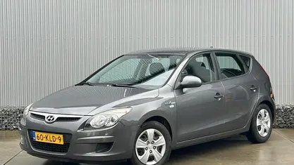 Grijs Gebruikt 2010 Hyundai i30 Active Hatchback | € 2.650 (Eerlijke prijs)