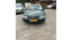 Groen Gebruikt 2001 Volvo V40 Stationwagen | € 1.950 (Eerlijke prijs)