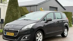 Zwart Gebruikt 2015 Peugeot 5008 MPV | € 4.950 (Goede deal)