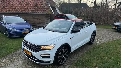 Wit Gebruikt 2020 VW T-Roc Cabriolet Beats Cabriolet | € 26.950 (Eerlijke prijs)
