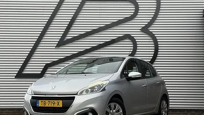 Occasion 2018 Peugeot 208 Hatchback | € 7.943 (Eerlijke prijs)