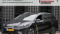 Zwart Gebruikt 2023 Kia Ceed Hatchback | € 24.850 (Eerlijke prijs)