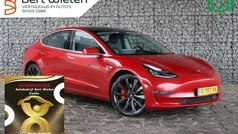 Rood Gebruikt 2019 Tesla Model 3 Performance Sedan | € 23.945 (Eerlijke prijs)