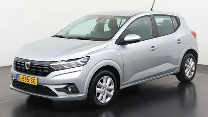Gebruikt 2021 Dacia Sandero Essentiel Hatchback | € 12.690 (Eerlijke prijs)