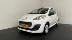 Wit Gebruikt 2012 Peugeot 107 Access Hatchback | € 4.949 (Eerlijke prijs)