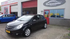 Gebruikt 2010 Opel Corsa Color Edition Hatchback | € 3.450 (Eerlijke prijs)