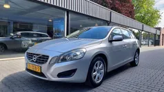 Grijs Gebruikt 2012 Volvo V60 Kinetic Stationwagen | € 7.644 (Eerlijke prijs)
