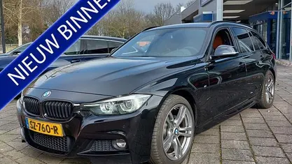 Zwart (metallic) Occasion 2018 BMW 320 M Sport Stationwagen | € 19.950 (Eerlijke prijs)