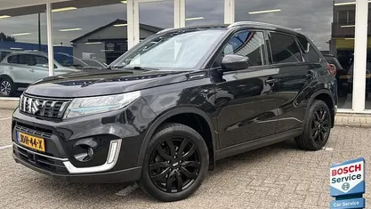 Zwart Occasion 2021 Suzuki Vitara SUV | € 23.495 (Eerlijke prijs)