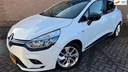 Occasion Renault Clio IV LIMITED 90 PK (66 kW) 2017 Hatchback