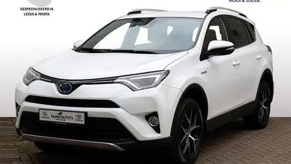 Gebruikt 2017 Toyota RAV4 Style SUV | € 24.750 (Eerlijke prijs)