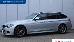 Grijs Gebruikt 2019 BMW 318 M Sport Stationwagen | € 21.495 (Eerlijke prijs)