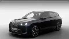 M carbonschwarz metallic (zwart metallic) Nieuw 2025 BMW iX Comfort Edition SUV | € 142.617 (Eerlijke prijs)