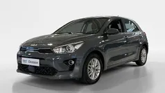 Grijs Gebruikt 2021 Kia Rio Hatchback | € 16.945 (Eerlijke prijs)