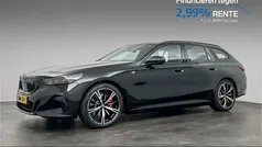 Zwart Gebruikt 2024 BMW i5 M Sport Sedan | € 65.880 (Super prijs)
