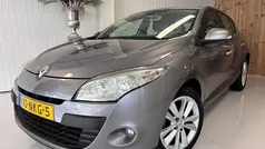 Gebruikt 2010 Renault Mégane III Hatchback | € 2.950 (Eerlijke prijs)