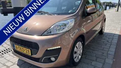Bruin, metallic lak Gebruikt 2014 Peugeot 107 Active Hatchback | € 5.950 (Eerlijke prijs)