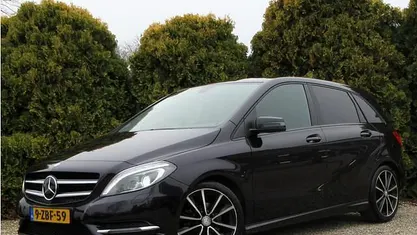Gebruikt 2014 Mercedes B180 Ambition MPV | € 13.890 (Eerlijke prijs)