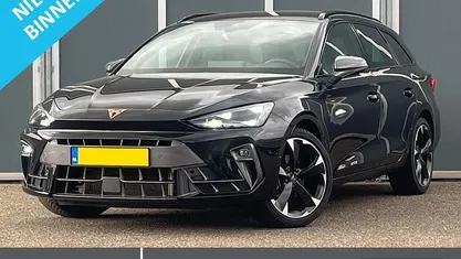 Zwart Gebruikt 2024 Cupra Leon VZ Stationwagen | € 32.395 (Eerlijke prijs)