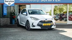 Wit Gebruikt 2024 Toyota Yaris Hybrid Hatchback | € 22.950 (Eerlijke prijs)