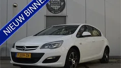 Gebruikt 2013 Opel Astra Selection Hatchback | € 4.950 (Eerlijke prijs)