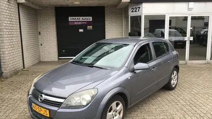 Occasion Opel Astra Edition 105 PK (77 kW) 2006 Hatchback