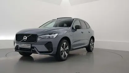 Grijs Gebruikt 2023 Volvo XC60 Plus SUV | € 49.450 (Eerlijke prijs)