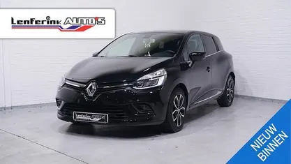 Occasion Renault Clio GrandTour Bose Edition 90 PK (66 kW) 2017 Zwart Stationwagen