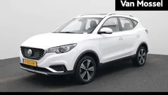 Wit Gebruikt 2020 MG ZS Luxury SUV | € 13.945 (Eerlijke prijs)
