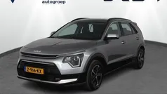 Grijs Gebruikt 2024 Kia Niro 2 SUV | € 32.950 (Super prijs)
