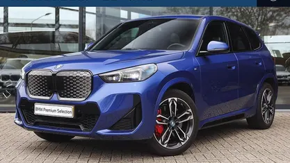 Blauw Gebruikt 2024 BMW iX1 Comfort Edition SUV | € 40.950 (Eerlijke prijs)