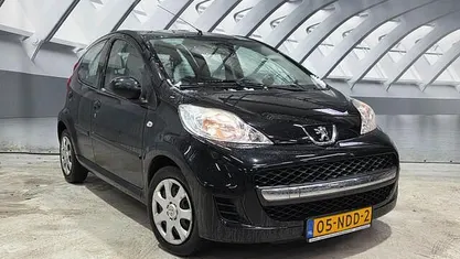 Occasion Peugeot 107 Urban Move 68 PK (50 kW) 2010 Hatchback