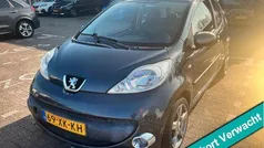 Grijs, metallic lak Gebruikt 2007 Peugeot 107 S Hatchback | € 1.950 (Eerlijke prijs)