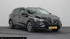 Zwart Gebruikt 2021 Renault Mégane GrandTour Intens Stationwagen | € 20.945 (Eerlijke prijs)