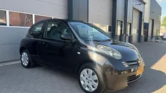 Zwart Gebruikt 2004 Nissan Micra Hatchback | € 3.150 (Eerlijke prijs)