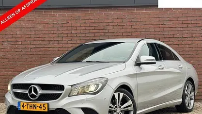 Grijs Gebruikt 2013 Mercedes CLA200 Ambition Sedan | € 15.995 (Eerlijke prijs)
