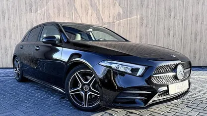 Occasion Mercedes A180 AMG line 136 PK (100 kW) 2019 Hatchback